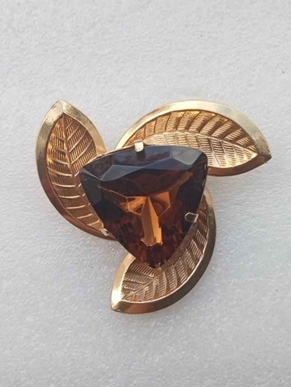 Vintage Triangular Trilliant Cut Faceted Topaz Foiled Glass Three Leaf